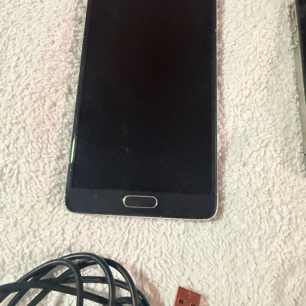 Samsung Smartphone Bundle with Accessories